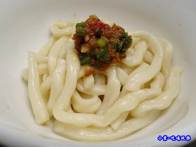 媽媽魚烏龍麵-百味釜精緻鍋物 (1).jpg 媽媽魚烏龍麵-百味釜精緻鍋物 (1).jpg