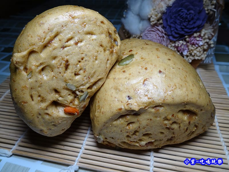 五穀饅頭-福興包子饅頭 (2).jpg 五穀饅頭-福興包子饅頭 (2).jpg