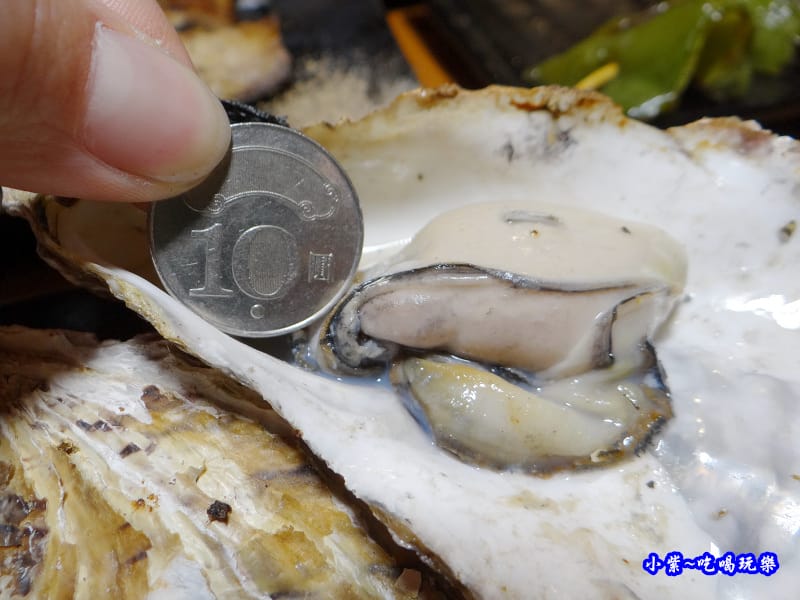 廣島生食級生蠔-柒串燒屋長安東路 (1).jpg