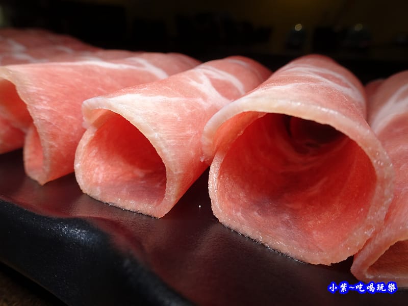 丹麥梅花豬-麻辣一哥桃園中山店 (2).jpg 丹麥梅花豬-麻辣一哥桃園中山店 (2).jpg