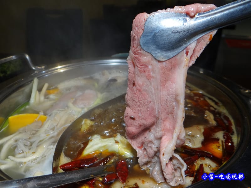 精選霜降牛-麻辣一哥桃園中山店 (2).jpg 精選霜降牛-麻辣一哥桃園中山店 (2).jpg