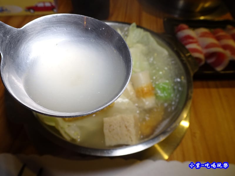 牛肉鍋-老湯鍋八德店 (1).jpg 牛肉鍋-老湯鍋八德店 (1).jpg