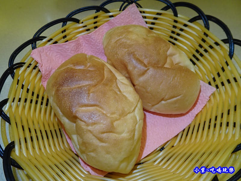 奶油麵包-桃園牛排總店 (1).jpg 奶油麵包-桃園牛排總店 (1).jpg
