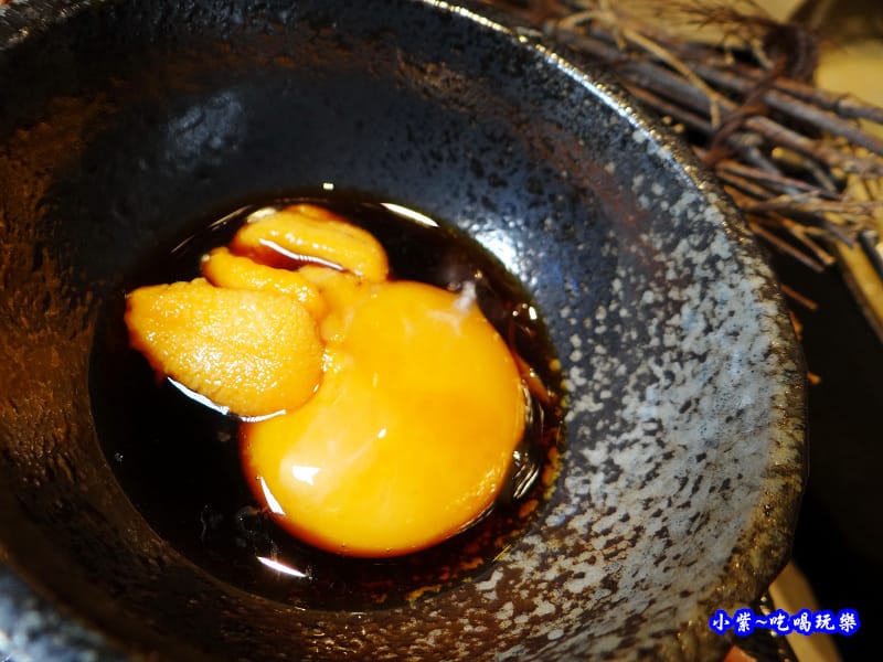 石安牧場雞蛋+生海膽佐醬-山上走走.jpg