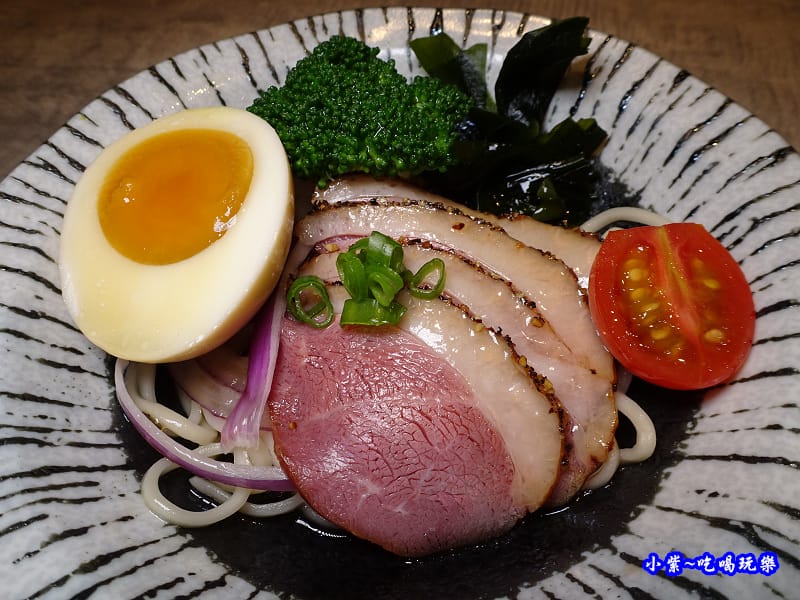 煙燻鴨胸冷麵-山上走走 (3).jpg