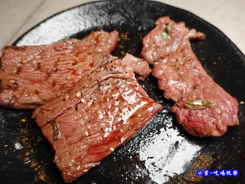 小牛胸腹肉-火之舞蓁品燒 (1)36.jpg 小牛胸腹肉-火之舞蓁品燒 (1)36.jpg