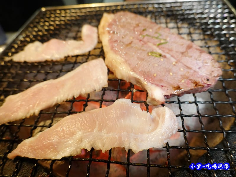 極黑豬頸肉-二訪火之舞蓁品燒 (1).jpg 極黑豬頸肉-二訪火之舞蓁品燒 (1).jpg