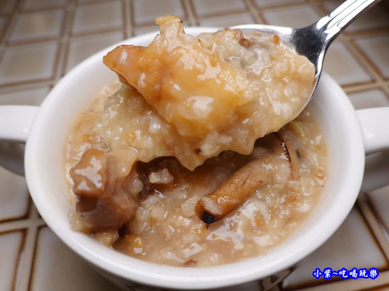 鮮菇肉絲粥-桂緣食坊 (1).jpg