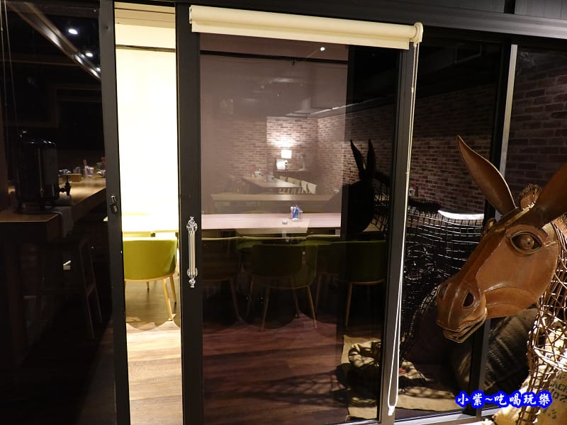 2樓VIP包廂-茶自點永和旗艦店 (2).jpg 2樓VIP包廂-茶自點永和旗艦店 (2).jpg