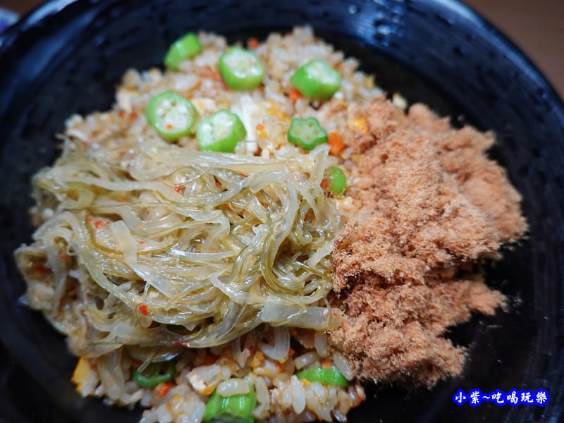 蔬食炒飯配益康泡菜翡翠海帶絲 (2).jpg 蔬食炒飯配益康泡菜翡翠海帶絲 (2).jpg