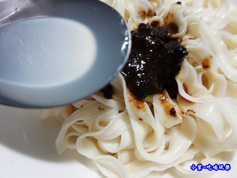 大叔製麵鵝油蔥拌麵13.jpg 大叔製麵鵝油蔥拌麵13.jpg