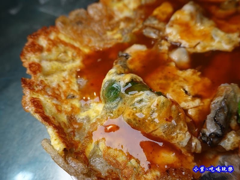 金林三兄弟蚵仔煎-饒河街夜市美食 (1).jpg