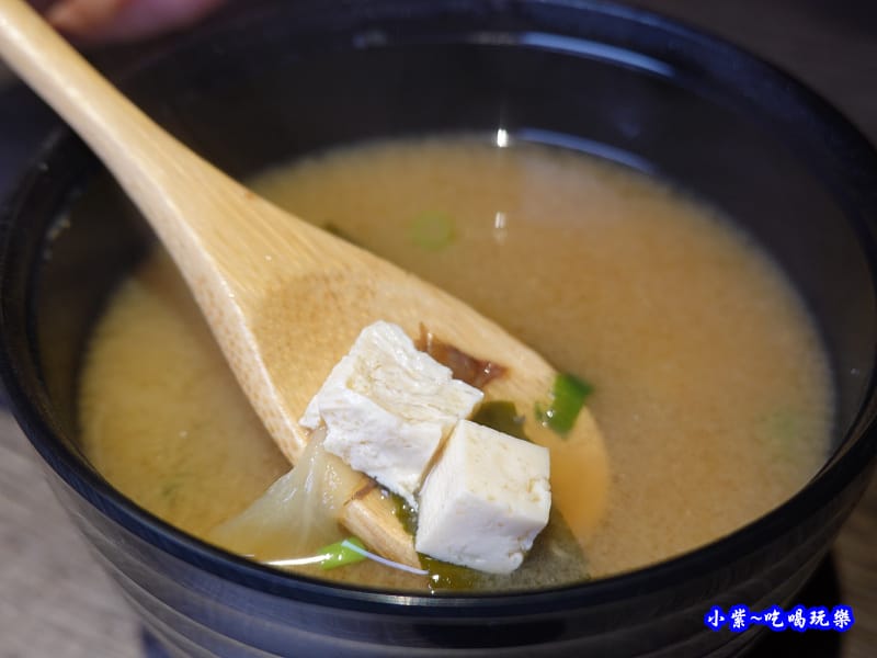 味噌湯-大河屋燒肉丼串燒-微風本館 (2)2.jpg 味噌湯-大河屋燒肉丼串燒-微風本館 (2)2.jpg