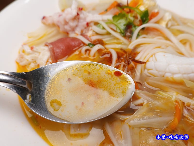 四季廳XO醬小卷什錦麵 (2).jpg
