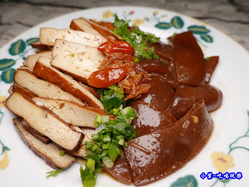 小紫滷味佐四季廳珍饌XO醬1.jpg