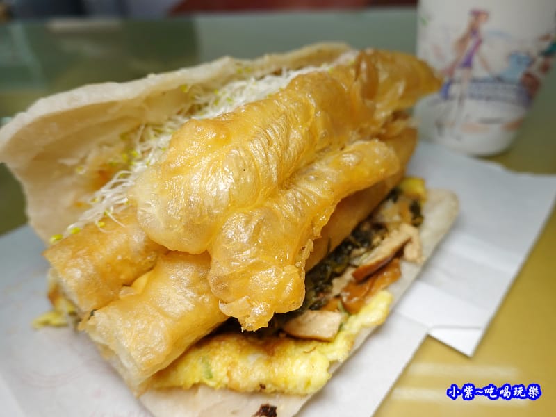 全家福-新興街燒餅店 (6).jpg 全家福-新興街燒餅店 (6).jpg