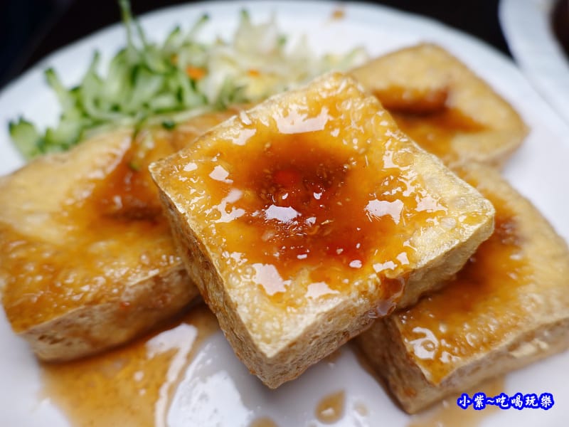 傳統蒜味臭豆腐-來來創意臭豆腐(東盈) (4).jpg 傳統蒜味臭豆腐-來來創意臭豆腐(東盈) (4).jpg