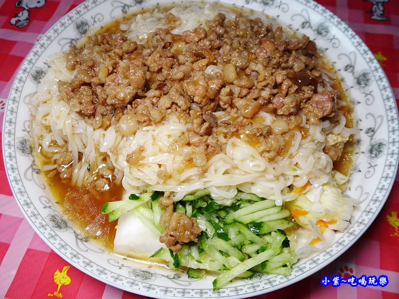 肉燥王子麵臭豆腐-清水來來創意臭豆腐.jpg