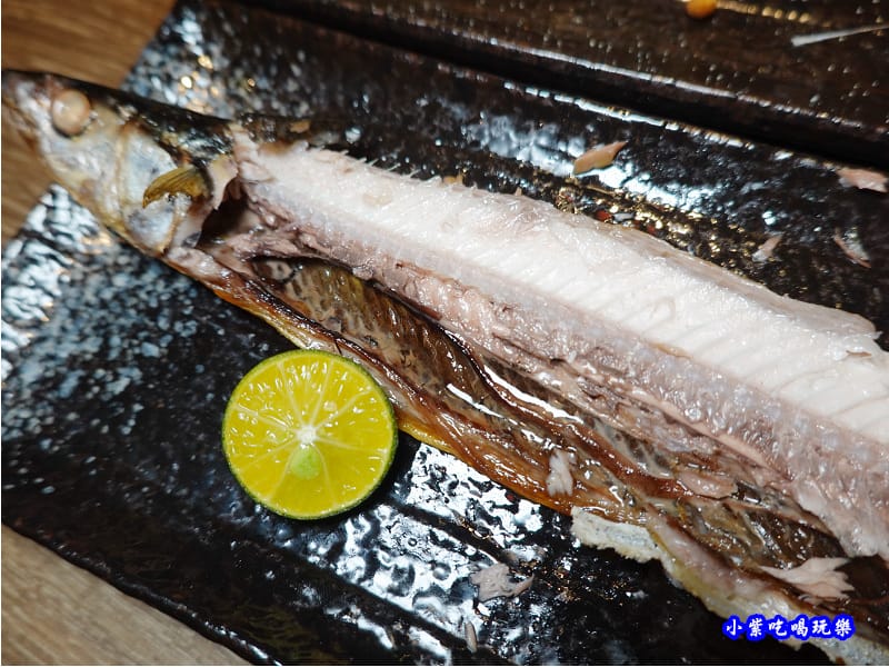炙燒秋刀魚-大河屋南崁店二訪 (1).jpg