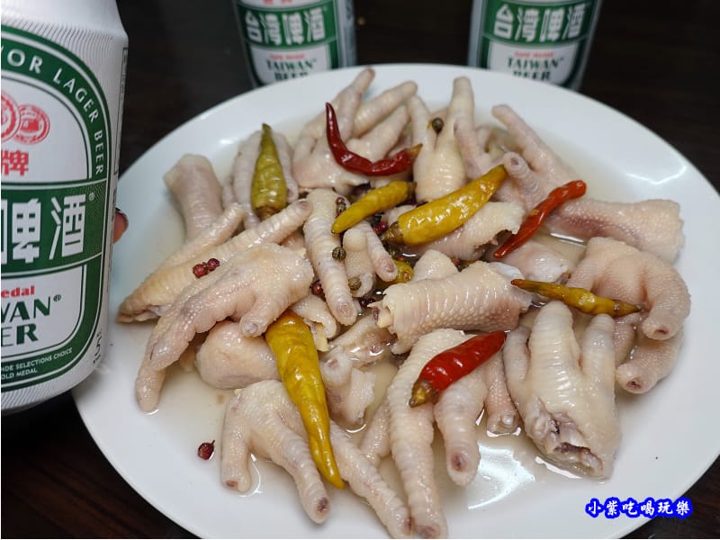泡椒鳳爪-榮榮麻辣滷味 (3).jpg