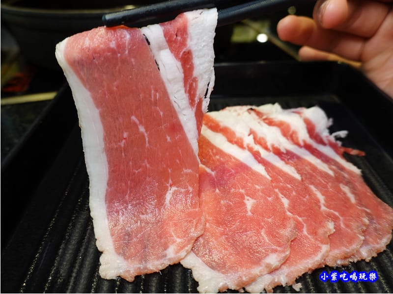 美國牛五花-金大鋤壽喜燒府中店(吃到飽 (2).jpg 美國牛五花-金大鋤壽喜燒府中店(吃到飽 (2).jpg