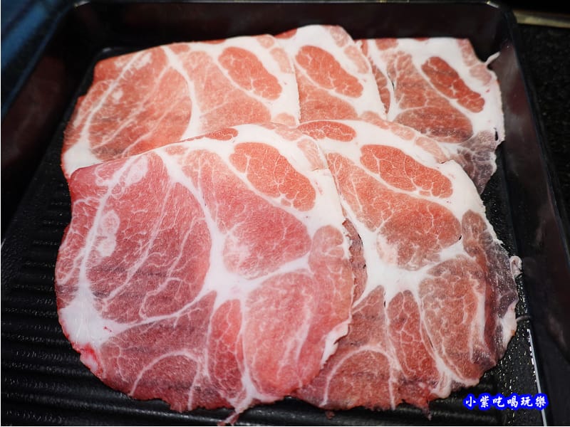 頂級梅花豬-金大鋤壽喜燒府中店(吃到飽 (3).jpg 頂級梅花豬-金大鋤壽喜燒府中店(吃到飽 (3).jpg