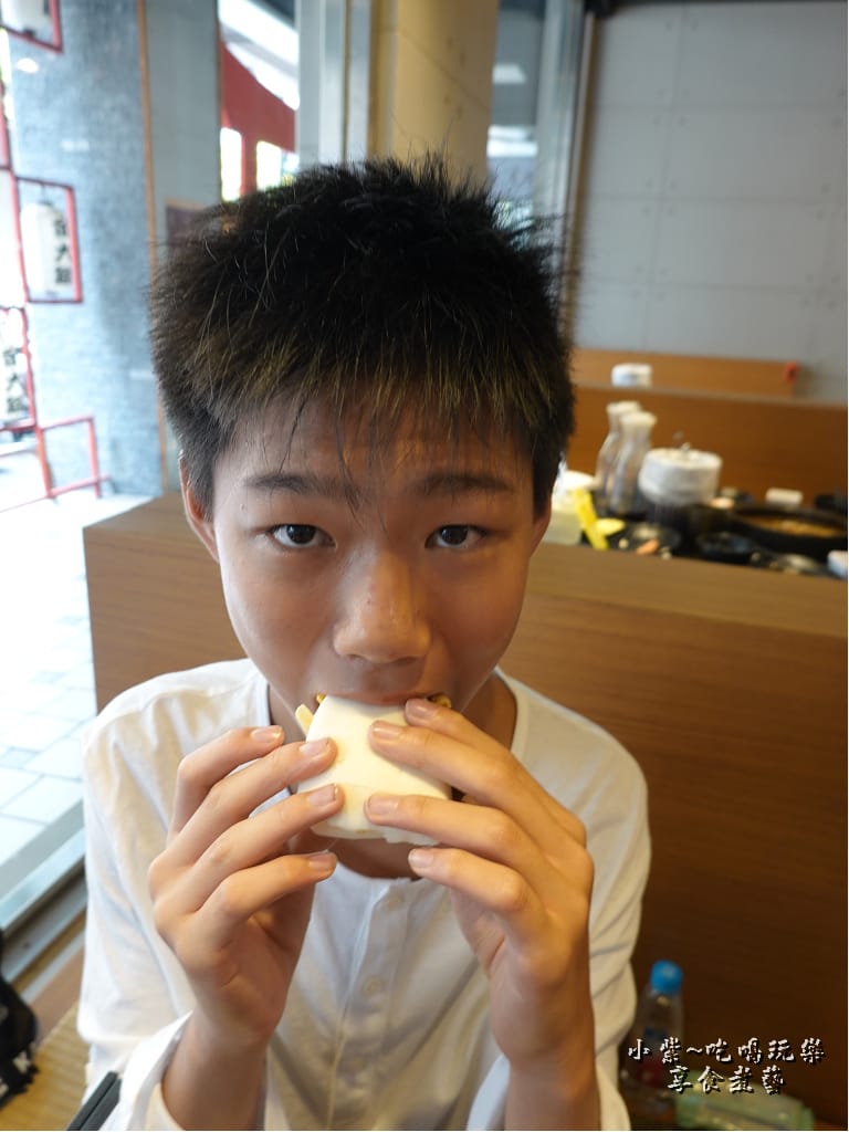 麻辣黃金泡菜大鋤包-金大鋤壽喜燒府中店(吃到飽) (1).jpg 麻辣黃金泡菜大鋤包-金大鋤壽喜燒府中店(吃到飽) (1).jpg