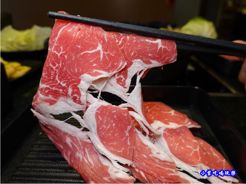 神樣牛背肩牛肉-金大鋤壽喜燒府中店(吃到飽 (2).jpg 神樣牛背肩牛肉-金大鋤壽喜燒府中店(吃到飽 (2).jpg