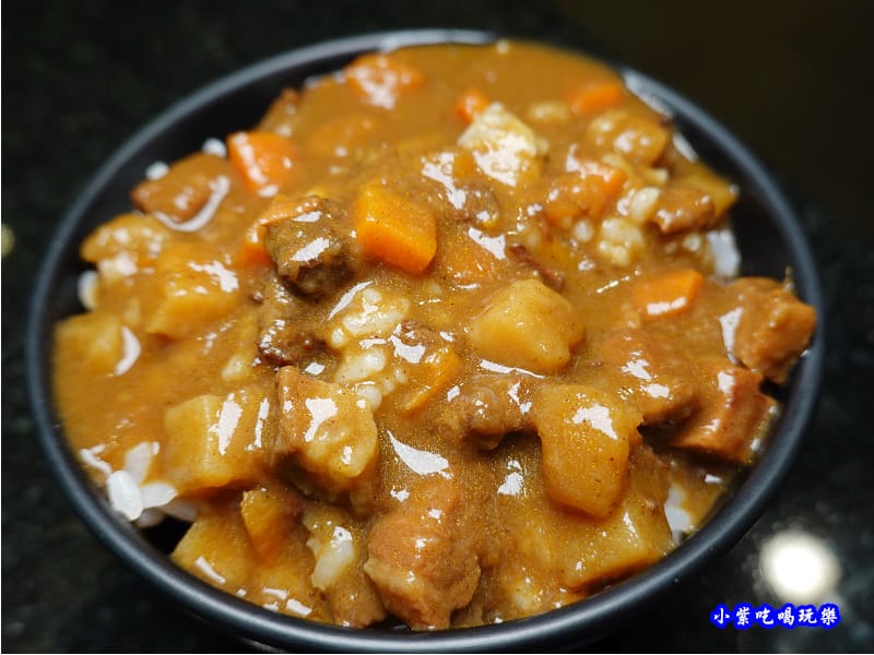 日式咖哩飯-金大鋤壽喜燒府中店(吃到飽) (2).jpg 日式咖哩飯-金大鋤壽喜燒府中店(吃到飽) (2).jpg