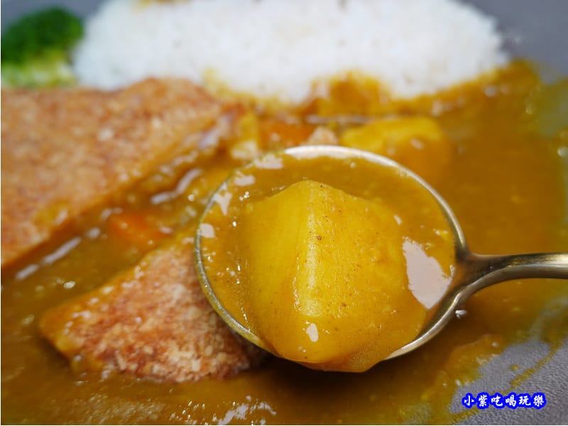 日式炸豬排咖哩飯-fun晴輕食餐廳 (4).jpg 日式炸豬排咖哩飯-fun晴輕食餐廳 (4).jpg