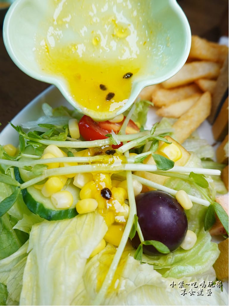 百香果水果沙拉-fun晴輕食餐廳.jpg 百香果水果沙拉-fun晴輕食餐廳.jpg