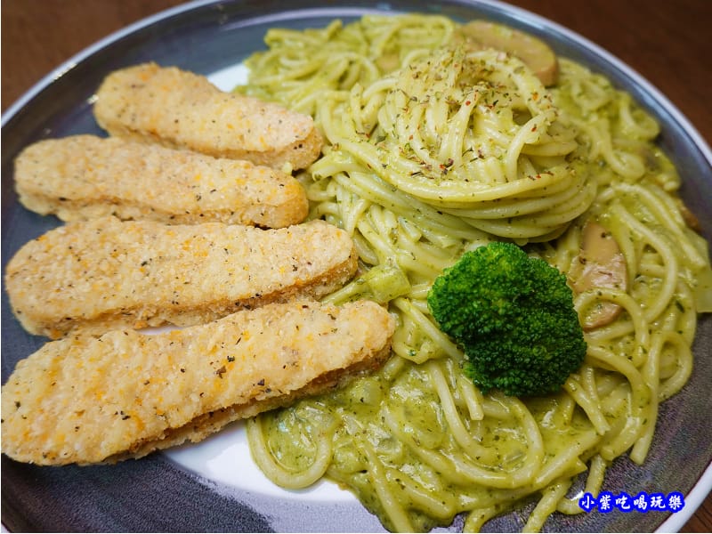 檸檬雞柳條青醬義大利麵-fun晴輕食餐廳 (3).jpg 檸檬雞柳條青醬義大利麵-fun晴輕食餐廳 (3).jpg