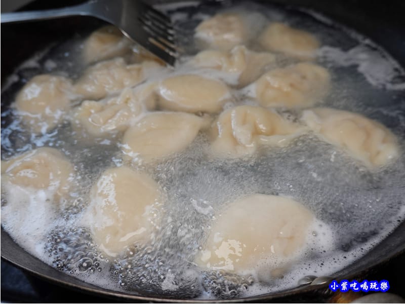 煮休閒食代花椰菜粒雞胸肉水餃 (1).jpg
