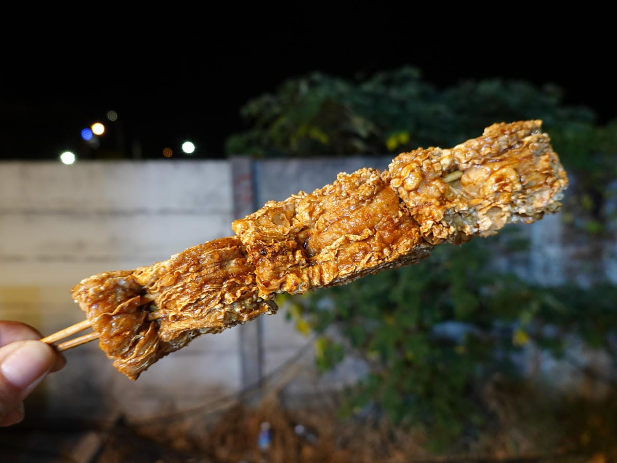 烤豆皮-國寶孜然烤肉串攤車.JPG 烤豆皮-國寶孜然烤肉串攤車.JPG