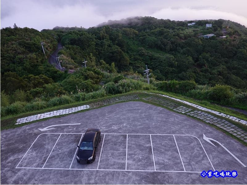 停車場-花蓮最美秘境-景觀玻璃屋 (2).jpg 停車場-花蓮最美秘境-景觀玻璃屋 (2).jpg