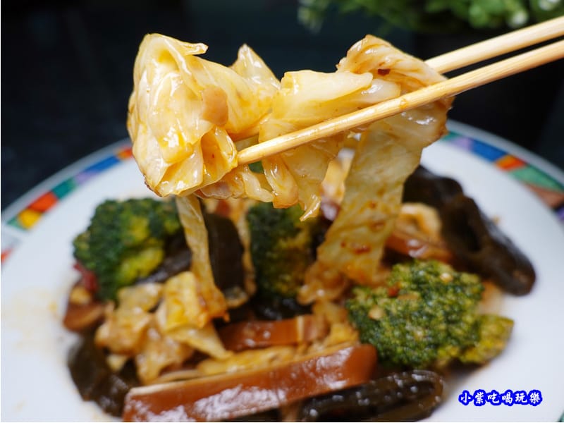 高麗菜-秘醬滷味沙鹿特許加盟店.jpg 高麗菜-秘醬滷味沙鹿特許加盟店.jpg