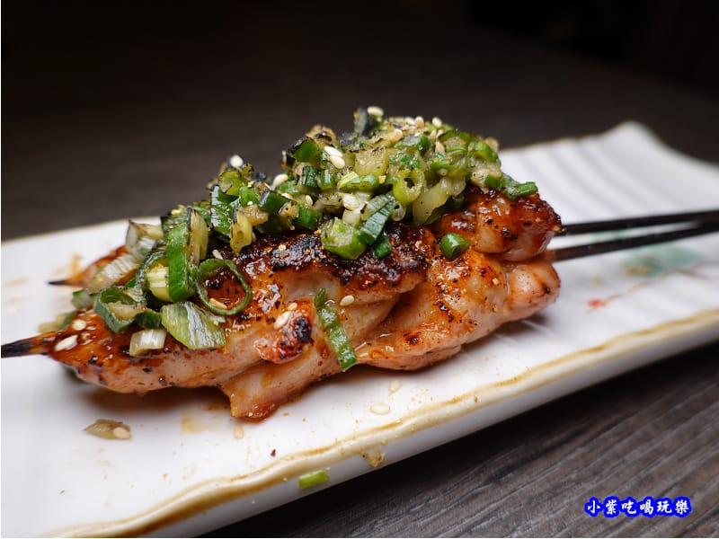 鹽蔥雞腿串-大河屋中壢大潤發.jpg 鹽蔥雞腿串-大河屋中壢大潤發.jpg