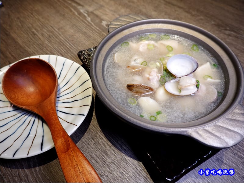 蒜頭蛤蜊雞-大河屋中壢大潤發 (3).jpg 蒜頭蛤蜊雞-大河屋中壢大潤發 (3).jpg