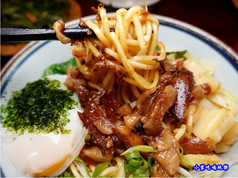 熔岩溫泉蛋乾麵-辛梅阿嬤的味道 (3).jpg 熔岩溫泉蛋乾麵-辛梅阿嬤的味道 (3).jpg