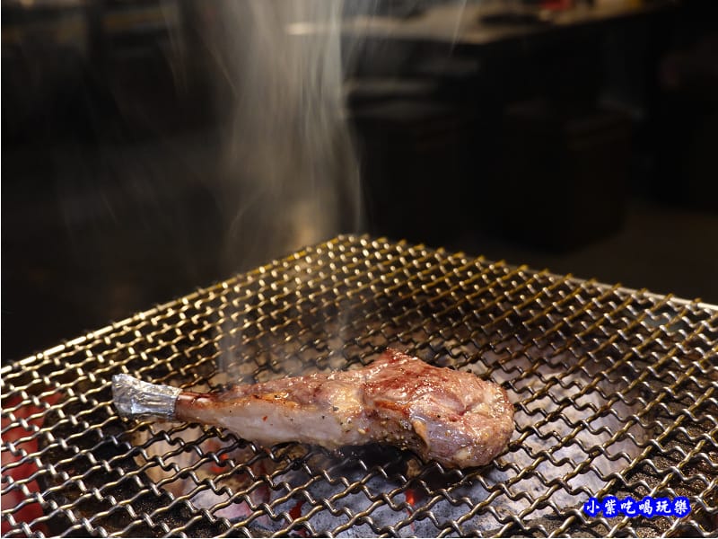 法式羊排-火之舞和牛燒烤吃到飽桃園店 (1).jpg