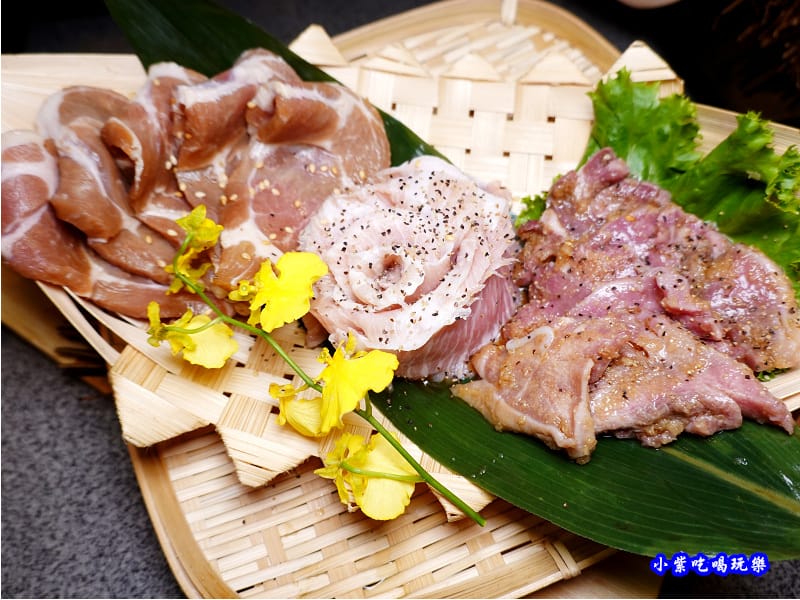 豬肉盤-火之舞和牛燒烤吃到飽桃園店.jpg