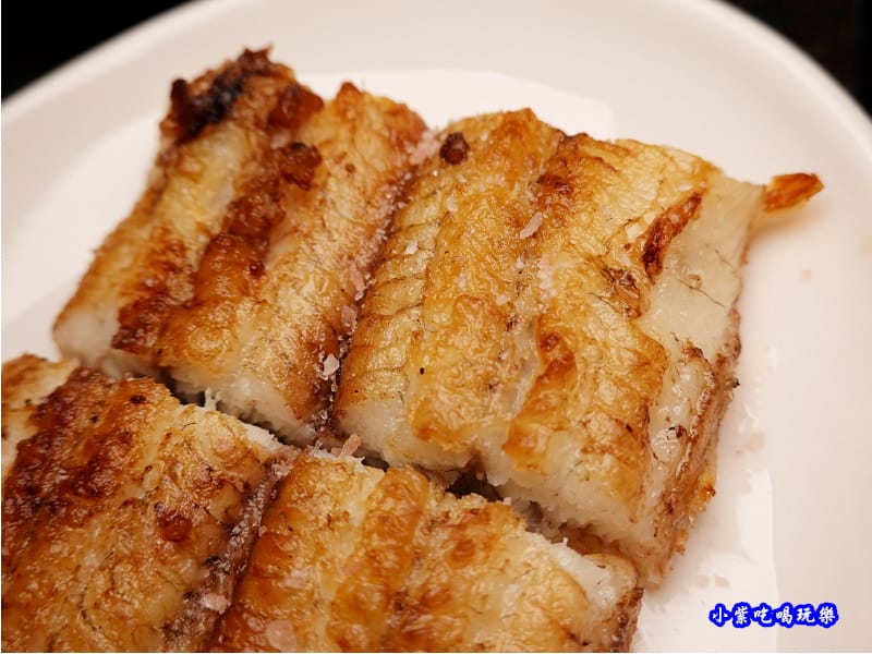 燒白鰻灑玫瑰鹽-三河中川屋台北店 (1).jpg 燒白鰻灑玫瑰鹽-三河中川屋台北店 (1).jpg
