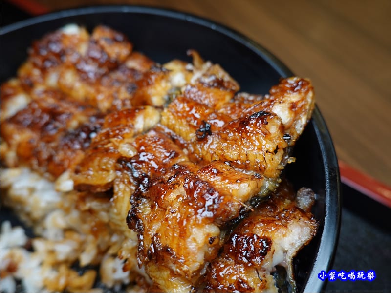 現烤蒲燒鰻-三河中川屋台北店 (1).jpg 現烤蒲燒鰻-三河中川屋台北店 (1).jpg