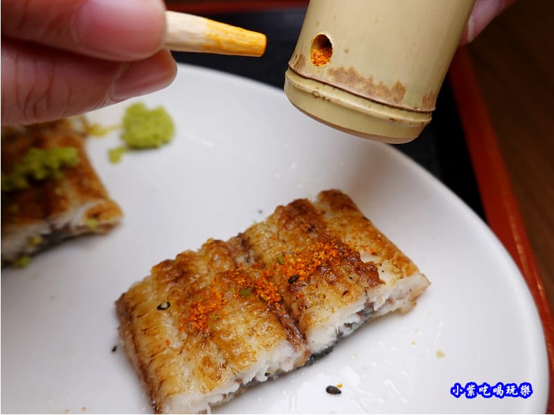 燒白鰻佐七味粉-三河中川屋台北店 (1).jpg 燒白鰻佐七味粉-三河中川屋台北店 (1).jpg