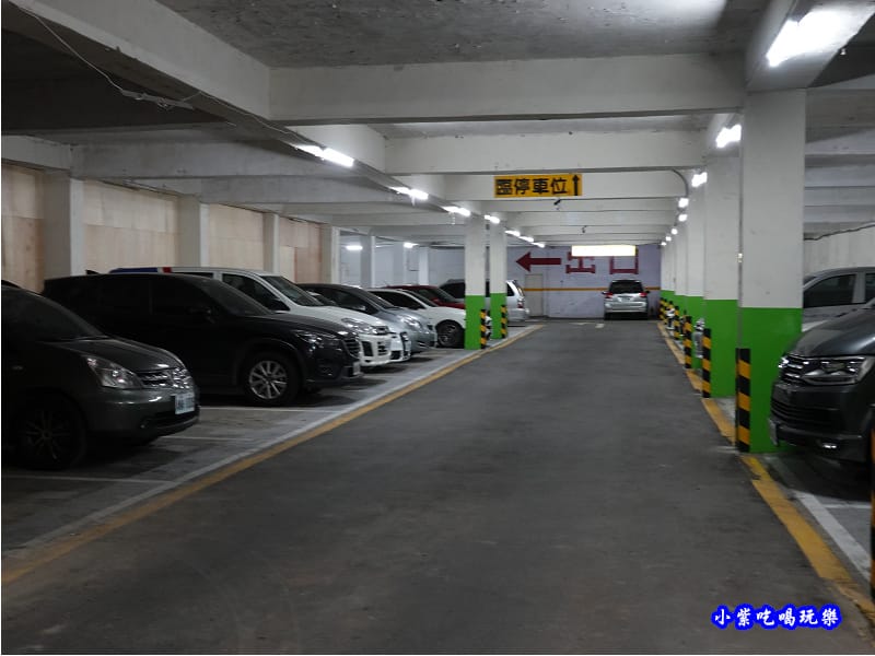 全方位停車場中山站-蒙古紅蒙古火鍋桃園店 (2).jpg 全方位停車場中山站-蒙古紅蒙古火鍋桃園店 (2).jpg