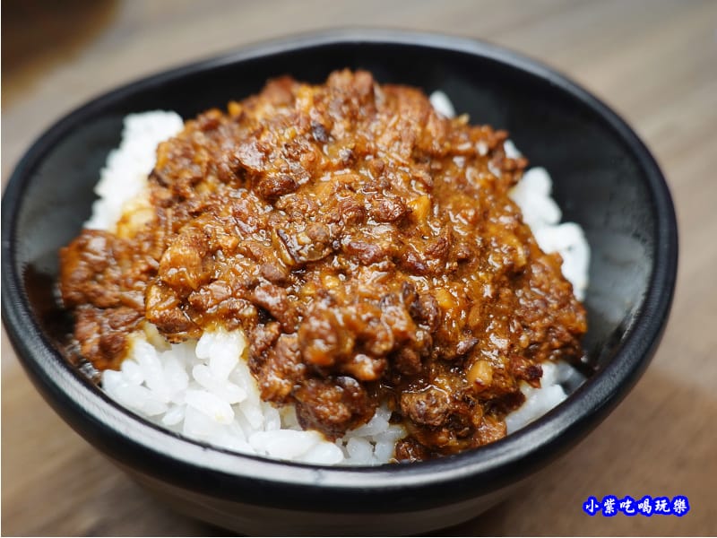 滷肉飯-蒙古紅蒙古火鍋桃園店.jpg 滷肉飯-蒙古紅蒙古火鍋桃園店.jpg