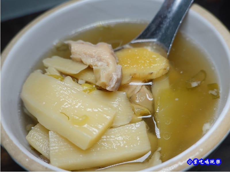 阿嬤酸菜豬肚盅-正彰化肉圓 (1).jpg 阿嬤酸菜豬肚盅-正彰化肉圓 (1).jpg