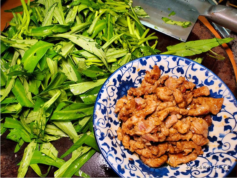小紫食譜-沙茶豬肉炒空心菜 (4).jpg