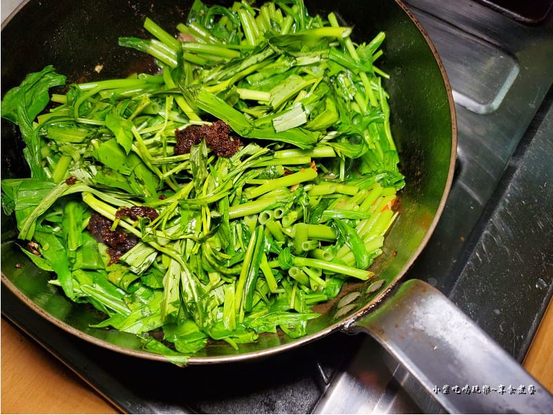 小紫食譜-沙茶豬肉炒空心菜 (8).jpg