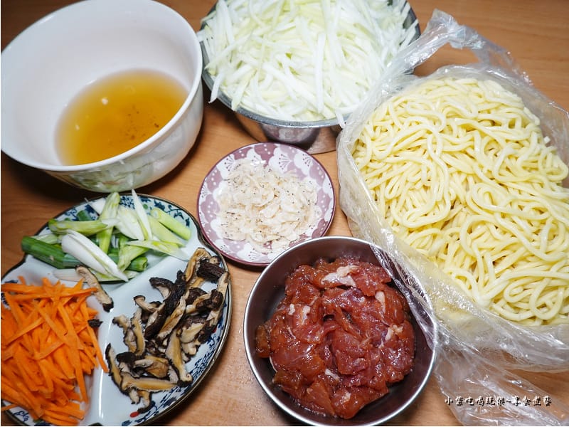 蒲仔炒麵食材.jpg 蒲仔炒麵食材.jpg